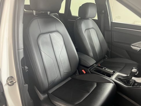 Used 2024 Audi Q3 2.0T Premium Plus w/ Premium Plus Package image 24