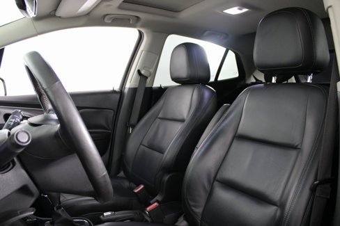 Used 2019 Buick Encore Essence image 14