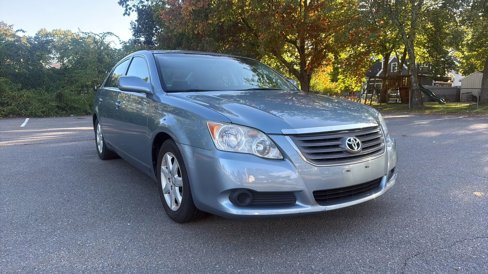 Used 2008 Toyota Avalon XL image 1