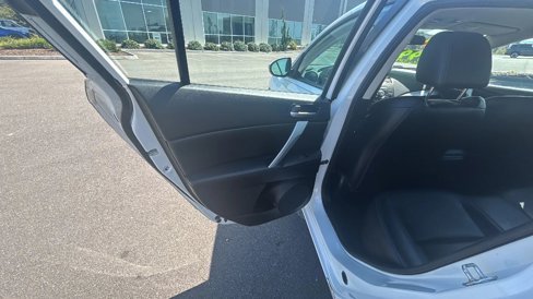 Used 2010 MAZDA MAZDA3 s Grand Touring image 16