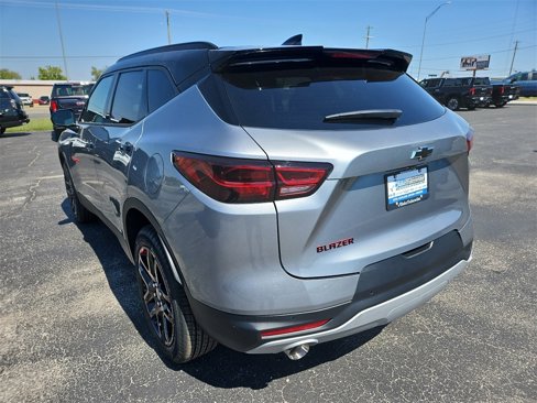 New 2025 Chevrolet Blazer LT w/ Redline Edition image 4