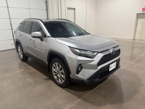 Used 2024 Toyota RAV4 XLE Premium image 3