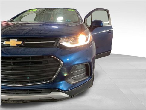 Used 2019 Chevrolet Trax LT image 16