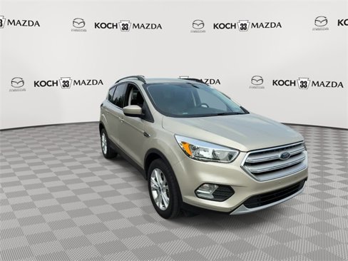 Used 2018 Ford Escape SE w/ SE Sync 3 Package image 2