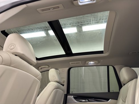 Used 2023 Cadillac XT6 Premium Luxury image 44