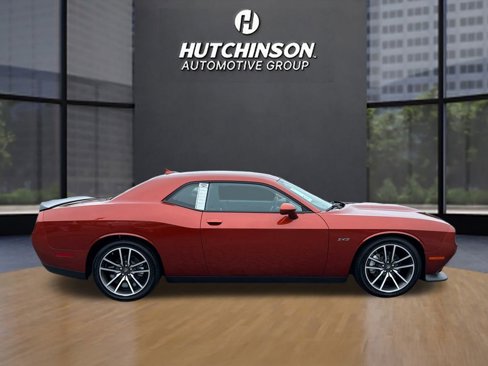 Used 2023 Dodge Challenger R/T image 2