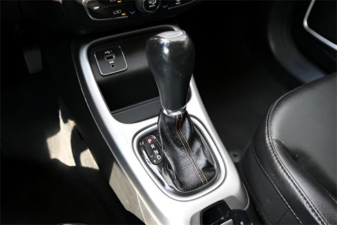 Used 2019 Jeep Compass Latitude image 23