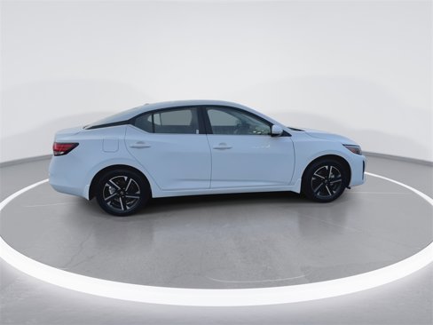 New 2025 Nissan Sentra SV image 9