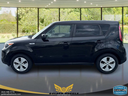 Used 2016 Kia Soul + image 8