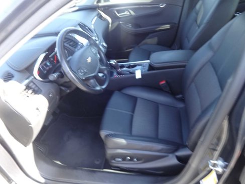Used 2019 Chevrolet Impala LT w/ LT Convenience Package image 11