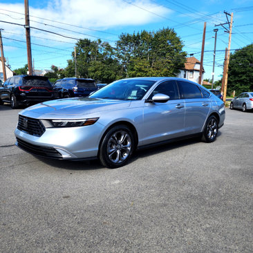 Used 2023 Honda Accord EX image 2