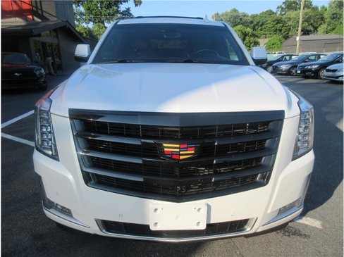 Used 2017 Cadillac Escalade Platinum image 8
