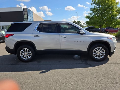 Used 2021 Chevrolet Traverse LS image 8