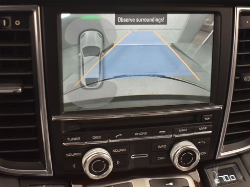 Used 2010 Porsche Panamera image 11