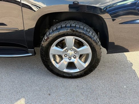 Used 2018 Chevrolet Suburban Premier image 43