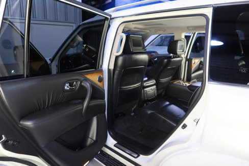 Used 2014 INFINITI QX80 2WD w/ Theater Package image 18