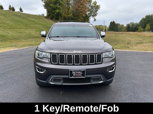 Used 2017 Jeep Grand Cherokee Limited image 2