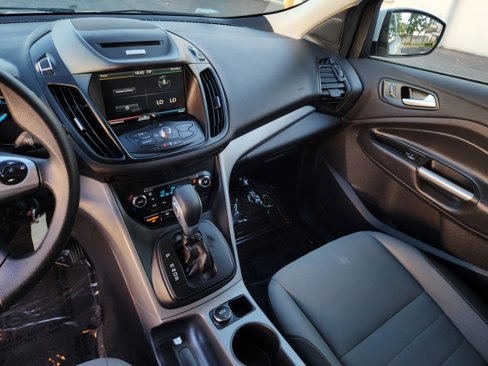 Used 2015 Ford Escape SE w/ Equipment Group 201A image 11