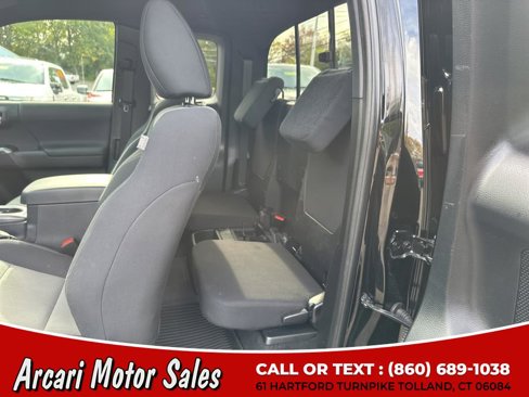 Used 2021 Toyota Tacoma TRD Sport image 19