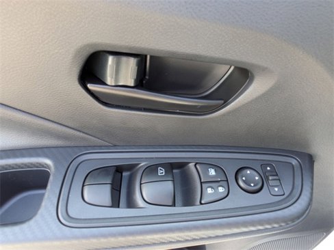 New 2025 Nissan Versa S image 12
