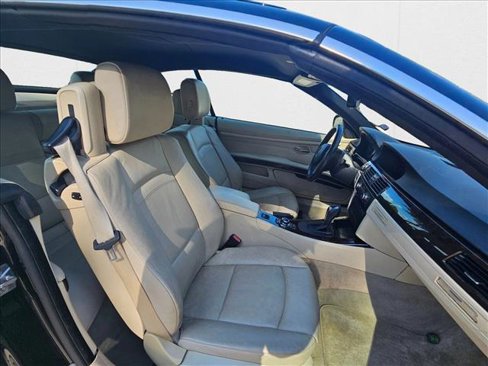 Used 2012 BMW 328i Convertible image 14
