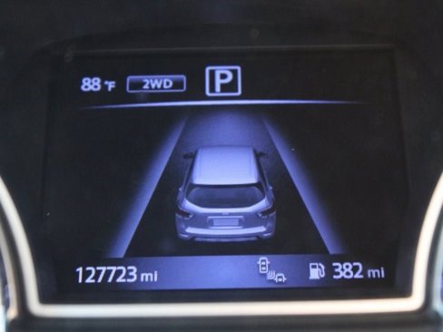 Used 2017 Nissan Pathfinder SL image 4