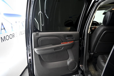Used 2011 Cadillac Escalade ESV Luxury image 33