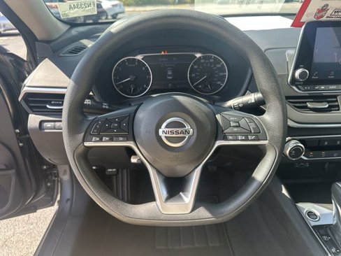 Certified 2022 Nissan Altima 2.5 SV image 19