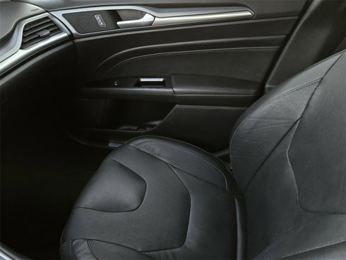 Used 2013 Ford Fusion Titanium w/ Titanium Driver Assist Pkg image 18