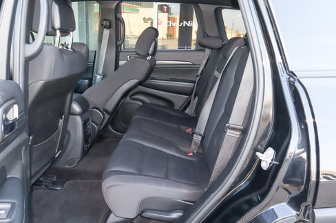Used 2019 Jeep Grand Cherokee Laredo image 8