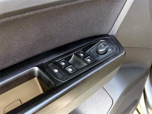 Used 2021 Volkswagen Atlas S image 33
