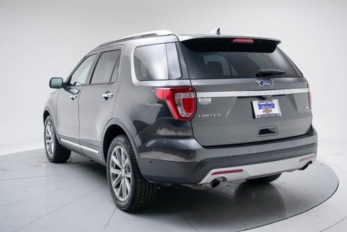 Used 2017 Ford Explorer Limited w/ Equipment Group 301A image 3