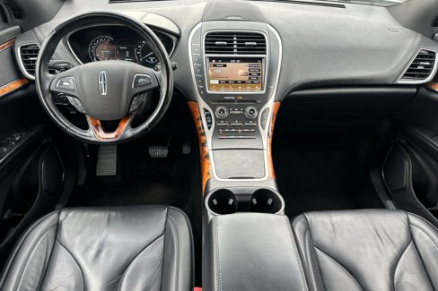 Used 2017 Lincoln MKX Select w/ Select Plus Package image 3
