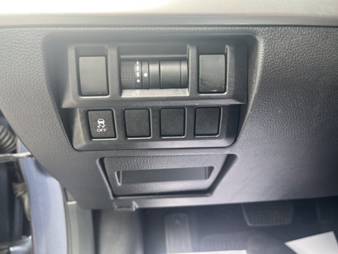 Used 2018 Subaru Outback 2.5i Premium image 25