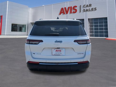 Used 2023 Jeep Grand Cherokee L Limited image 5