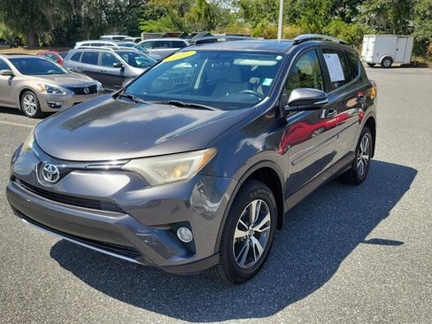 Used 2016 Toyota RAV4 XLE image 14