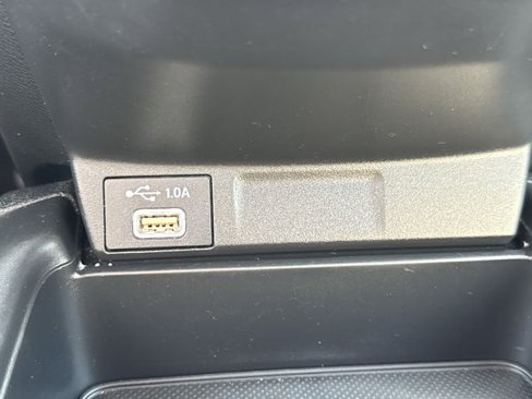 Used 2020 Honda CR-V LX image 14