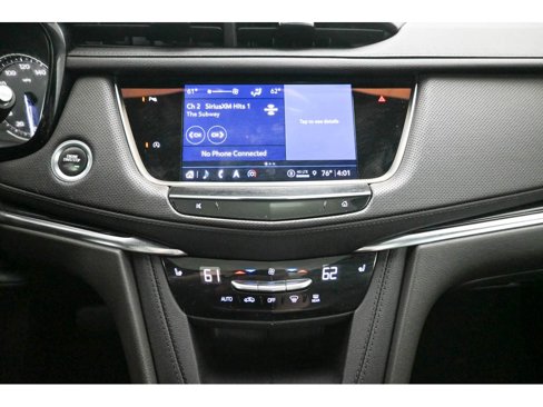 Used 2022 Cadillac XT5 Premium Luxury image 15