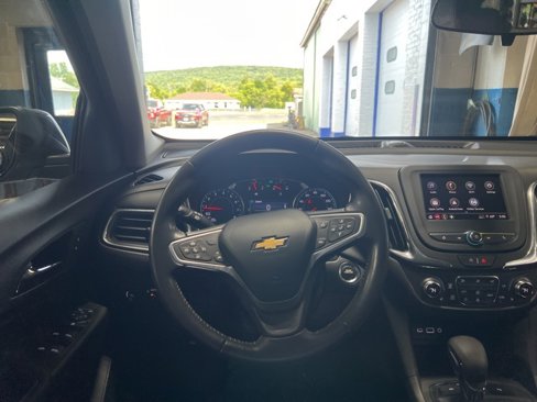 Used 2022 Chevrolet Equinox LT image 19