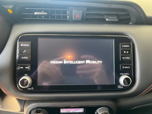 Used 2023 Nissan Kicks SR image 23