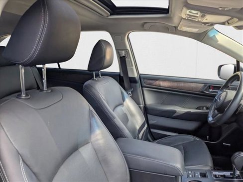 Used 2018 Subaru Outback 2.5i Limited image 22