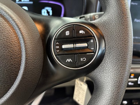 Certified 2023 Kia Soul LX w/ LX Technology Package image 12