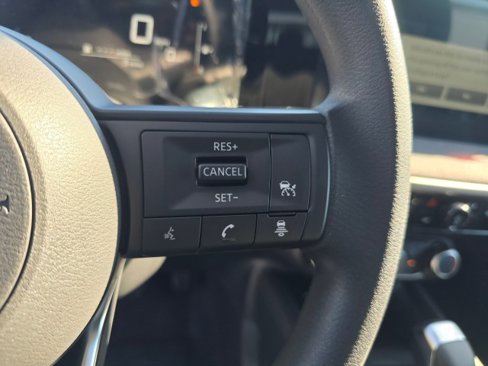 New 2025 Nissan Kicks SV w/ SV Premium Package image 29