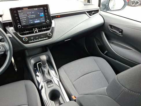 Used 2022 Toyota Corolla LE image 16