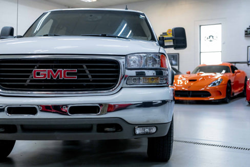Used 2006 GMC Yukon XL 2500 SLT w/ SLT Preferred Equipment Group image 12