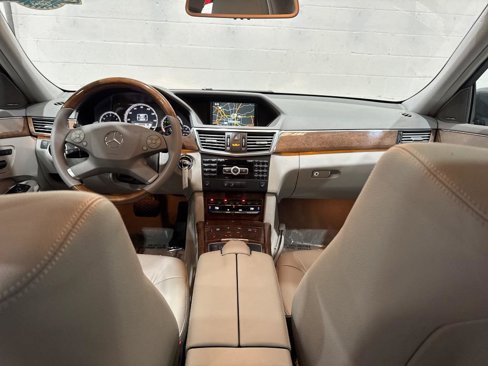 Used 2012 Mercedes-Benz E 350 Sedan image 54
