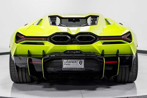 Used 2024 Lamborghini Revuelto image 4