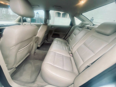 Used 2006 Ford Five Hundred Limited image 23