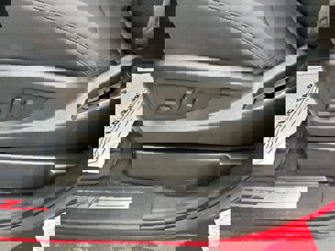 Used 2017 Chevrolet Silverado 1500 LT image 17