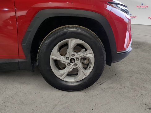 Used 2022 Hyundai Tucson SE image 17